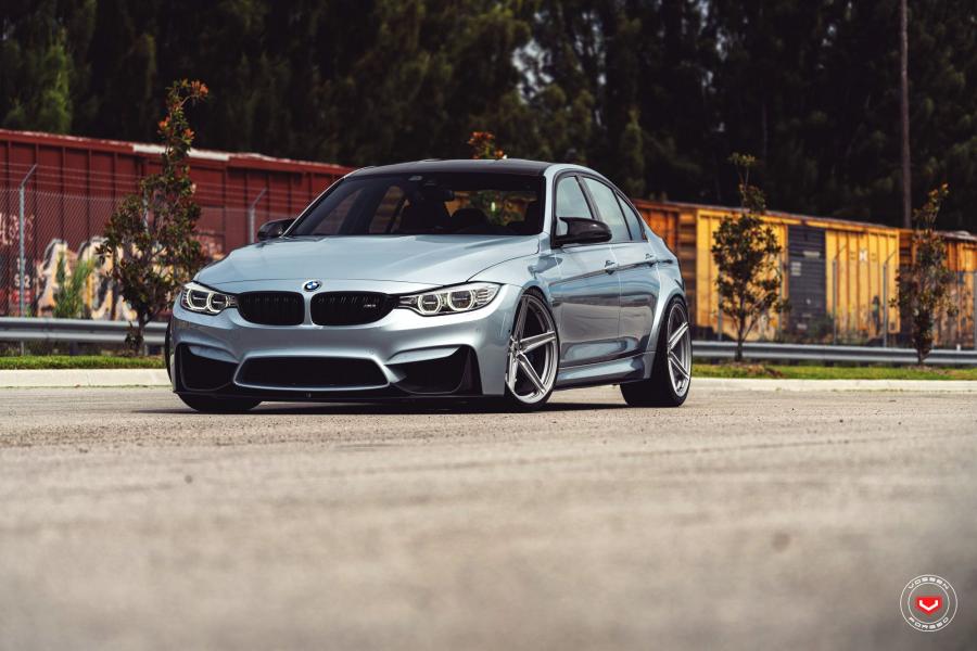  BMW M3 Sedan on Vossen Wheels (M-X5) 2019 года  (фото 1 из 18)